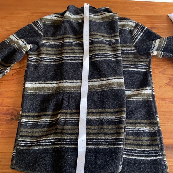 🤍Tribal Open Front Drape Sweater in Moss Colorway - Picture 17 of 17